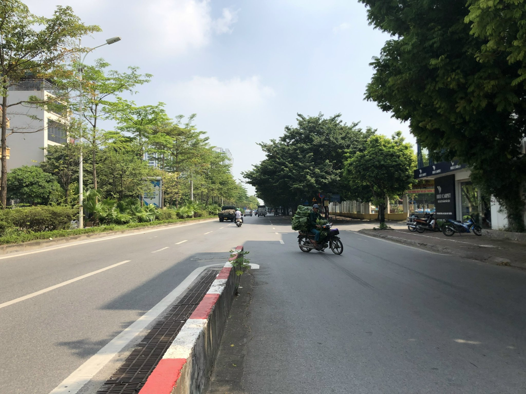 Bán lô đất mặt đường vành đai 2.5, KĐT Định Công, Hoàng Mai. DT 262m2, MT 18.5m