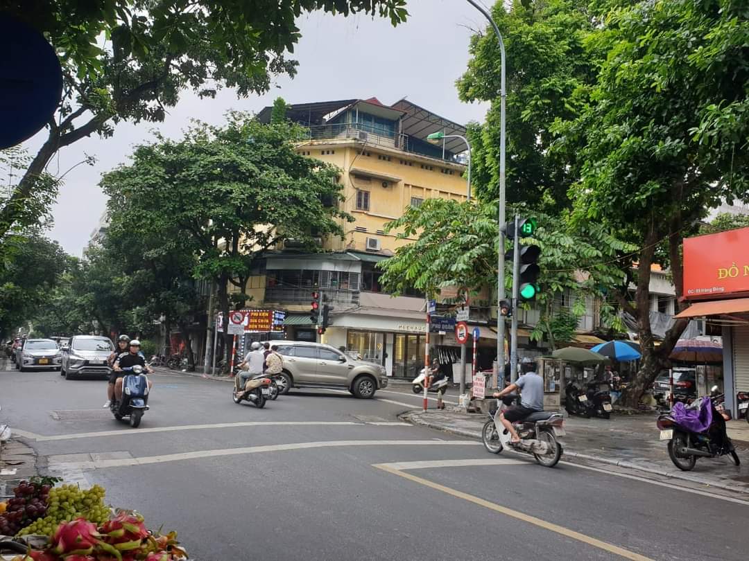 CỰC HIẾM MP HÀNG BÔNG HOÀN KIẾM,Ô TÔ KINH DOANH 52M,4T,MT 8,3 M GIÁ 17 TỶ