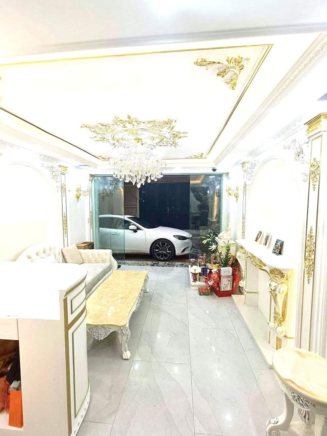 VIP, bán nhà 6 tầng thang máy Trần Quang Diệu, Đống Đa, Phân lô, ô tô tránh, dừng đỗ ngày đêm, kinh doanh