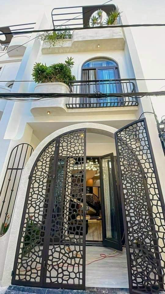 Ngộp ngân hàng, bán gấp Nhà Quang Trung Gò Vấp- 60m2- thiết kế hiện đại- oto ngủ trong nhà.