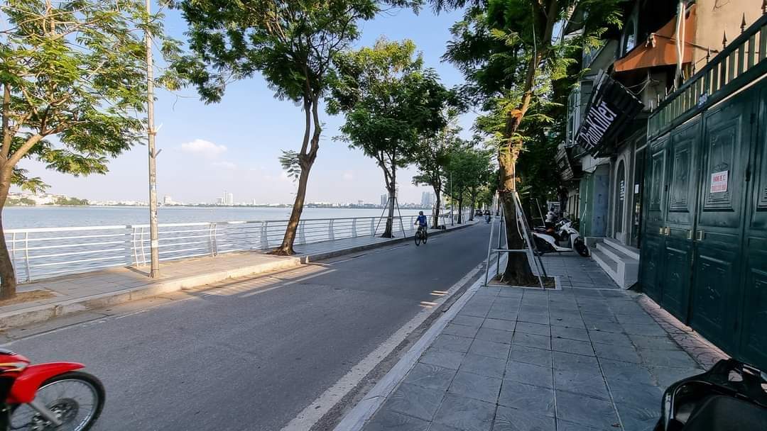 Mặt phố Trích Sài, Tây Hồ, 160m2 mặt tiền 6m, thửa đẹp, + mặt ngõ, giá 62 tỷ