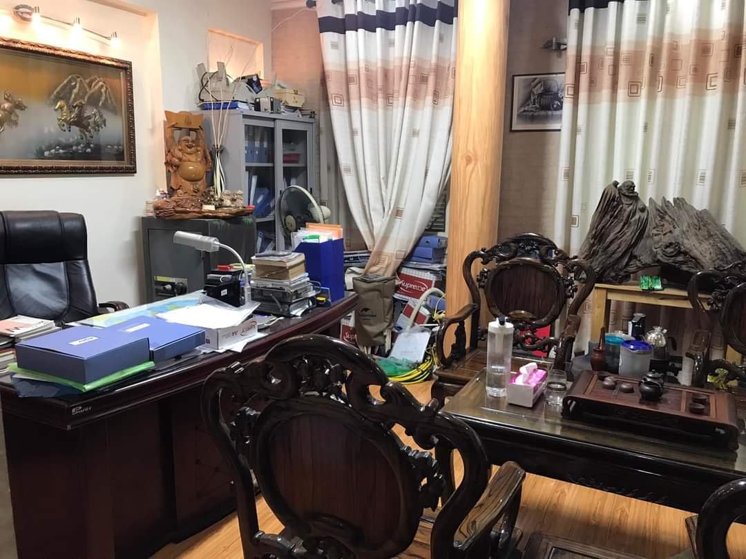 Chính Chủ Bán Nhà Ngõ 26 Đỗ Quang - Cầu Giấy - Kinh doanh Sầm uất - Với 14m, mặt tiền - Giá 20 tỷ