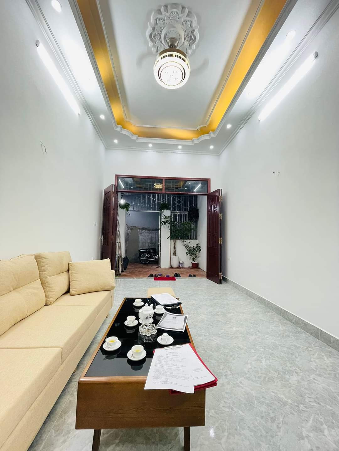 Nhà đẹp. Khu vực đông dân cư. An sinh cực tốt