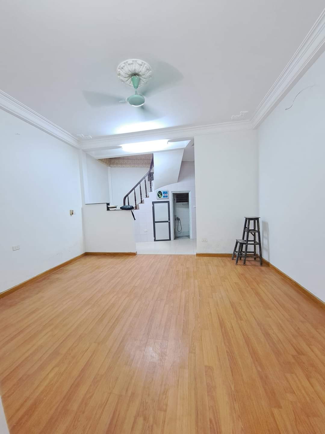 BÁN NHÀ RIÊNG ĐƯỜNG HOÀNG MAI 39M x 3T x MT4.6M NGÕ THÔNG NHÀ MỚI GIÁ 2.65 TỶ