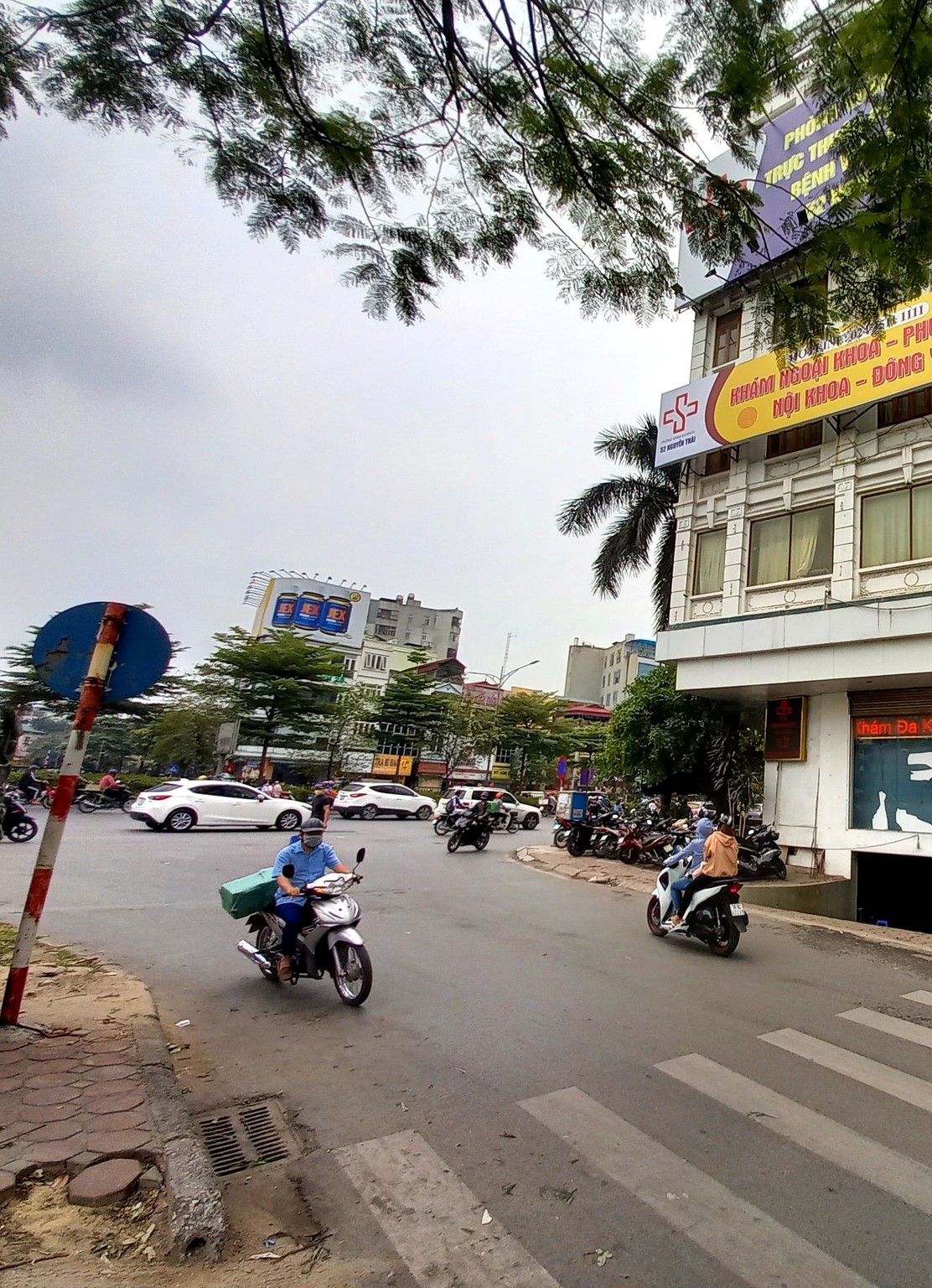 Chủ cần bán nhà Mặt phố Q.Thanh Xuân, P.Nhân Chính, DT 60m2, vỉa hè 2 bên rộng, phù hợp mọi loại hình kinh doanh