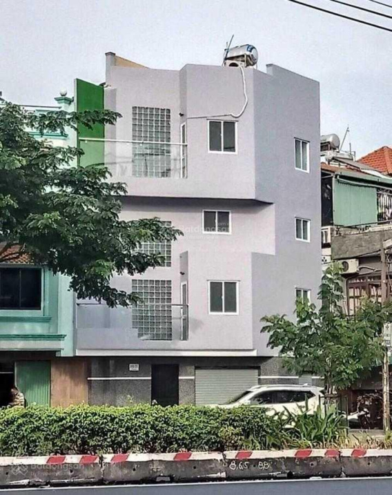 Hiếm - mặt tiền ngang khủng 8m - Quận 7