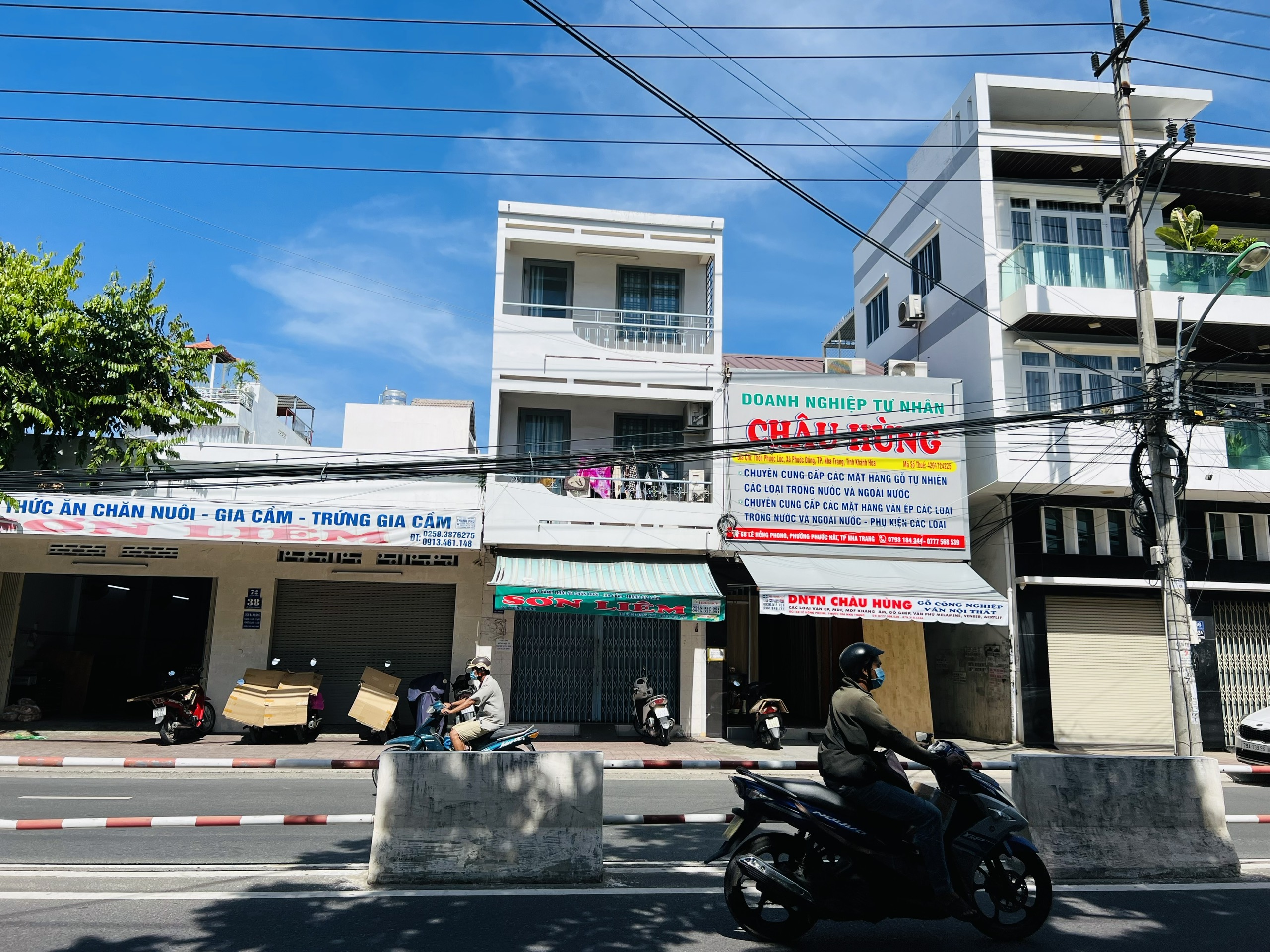 Bán nhà phố 2 mặt đường Lê Hồng Phong