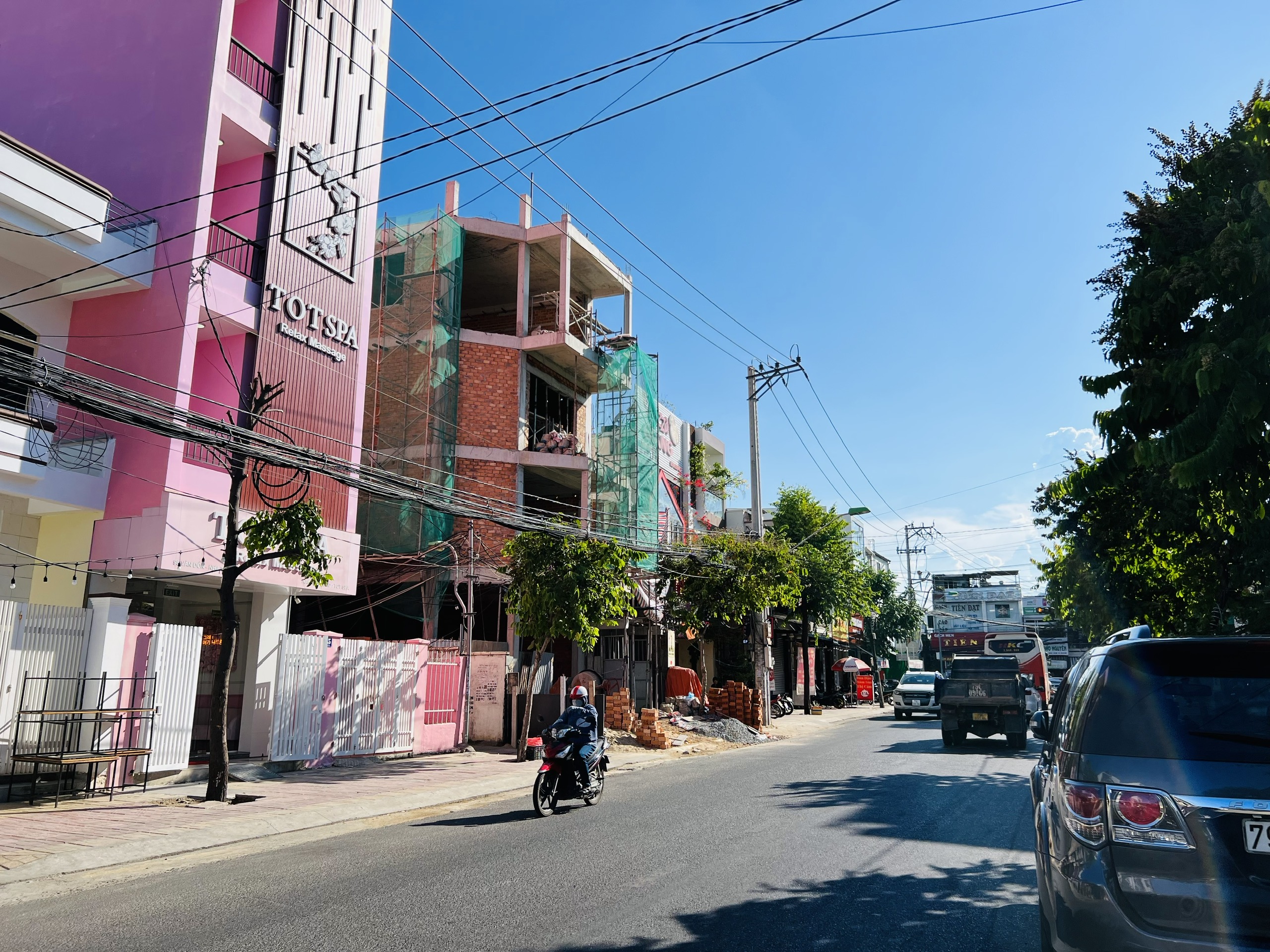 Bán nhanh nhà phố văn đồn. Giá 110tr/m².