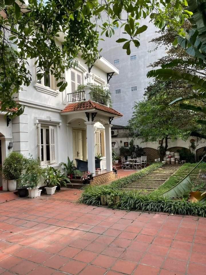 Biệt thự 2 tầng Nguyễn Hoàng Tôn 210m2 ngang 17m 45 tỷ Từ Liêm Hà Nội gần Ciputra Tây Hồ. BIỆT THỰ 2 TẦNG CỰC