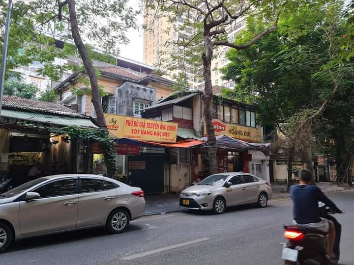 Nhà 3 tầng Hàng Chuối 340m2 ngang 15m bề thế quận Hai Bà Trưng Hà Nội giáp Hoàn Kiếm vị trí vàng kinh doanh đỉnh
