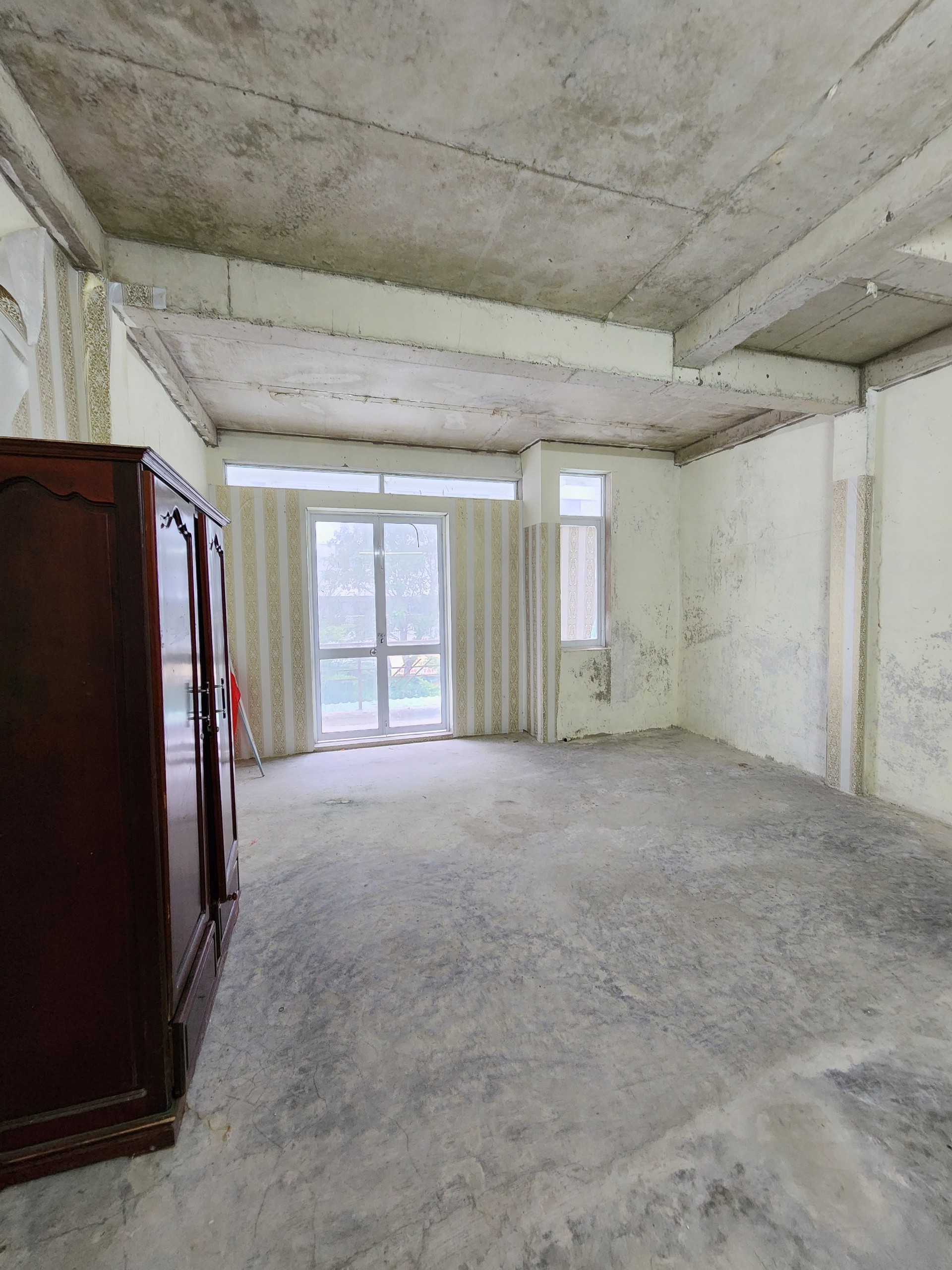 CẦN BÁN GẤP NHÀ 3 TẦNG PHUÓC LONH