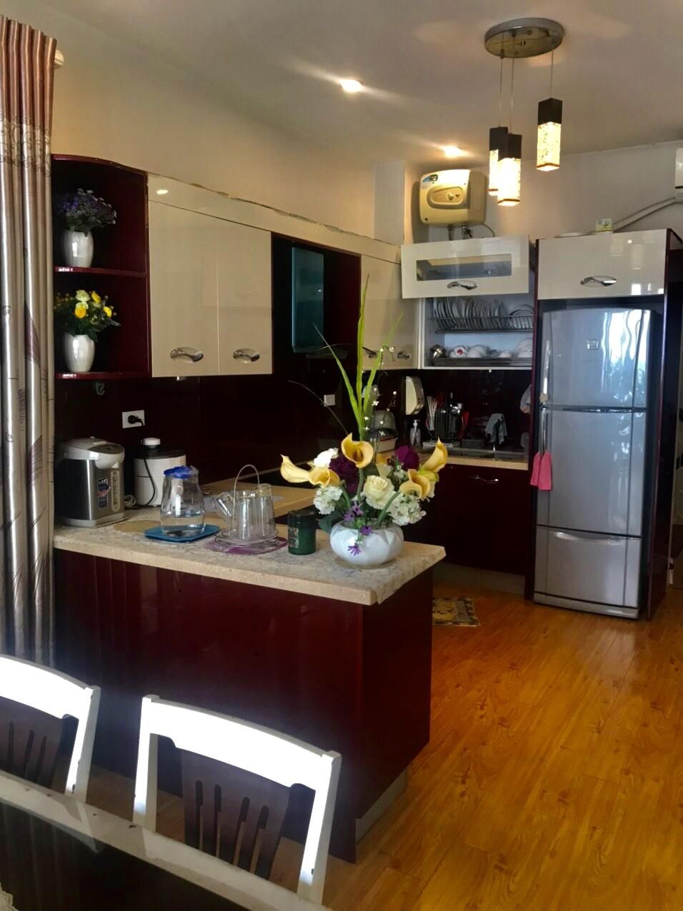 Nhà 5 tầng Quán Thánh 42m2 Ba Đình Hà Nội phân lô oto vào nhà nhà lô góc cực thoáng sáng ra Trấn vũ Hồ