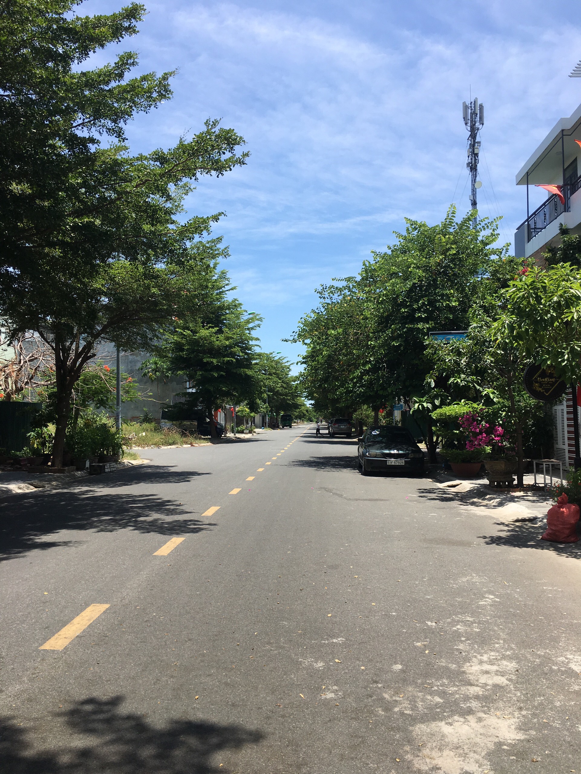 NHÀ PHỐ KHÁNH HÒA - BÁN NHÀ NỘI THẤT ỐP FULL GỖ XỊN SÒ GIỮA KĐT PHƯỚC LONG A - NHA TRANG KHÁNH HÒA