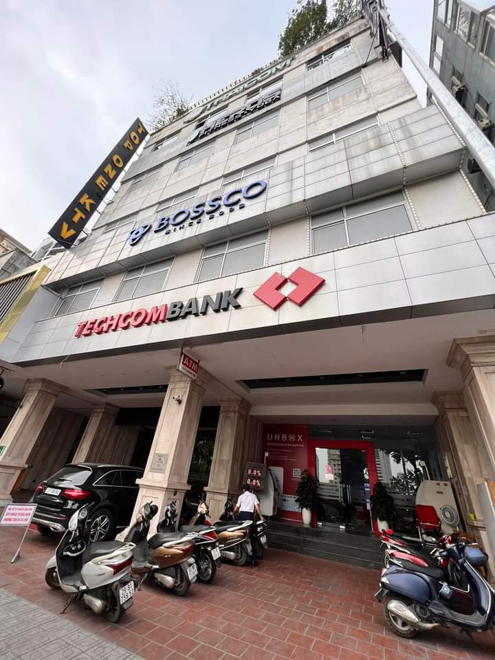 Nhà mặt phố Ngọc Khánh 60m hơn 24 tỷ Ba Đình Hà Nội mặt phố kinh doanh buôn bán gì đẹp hiếm nhà bán. MẶT