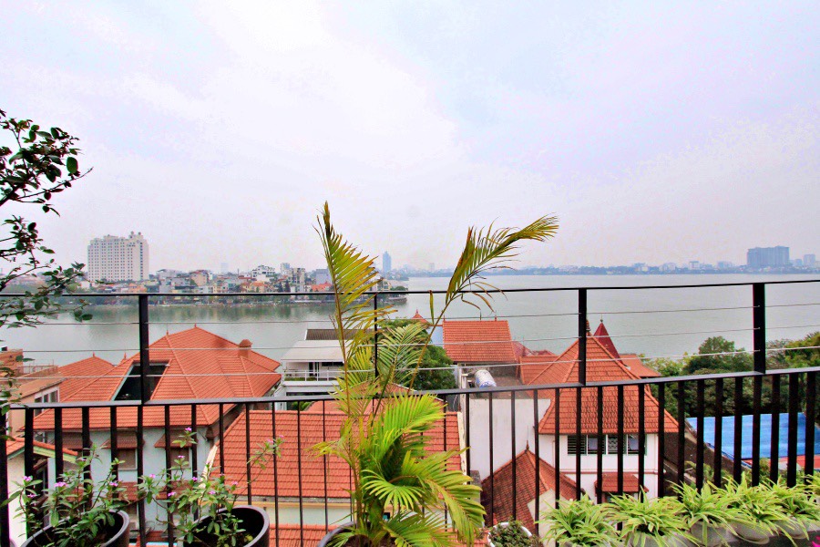 Bán Tòa nhà 8 tầng Xuân Diệu 68m2 hơn 20 tỷ View Hồ Tây căn hộ thang máy tại ngõ 31 Xuân Diệu Tây Hồ