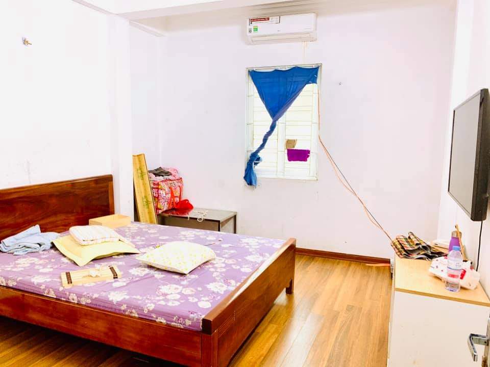 BÁN NHÀ HOÀNG QUỐC VIỆT - PHÂN LÔ - GẦN PHỐ - 52M2, 5 TẦNG - 7,8 TỶ