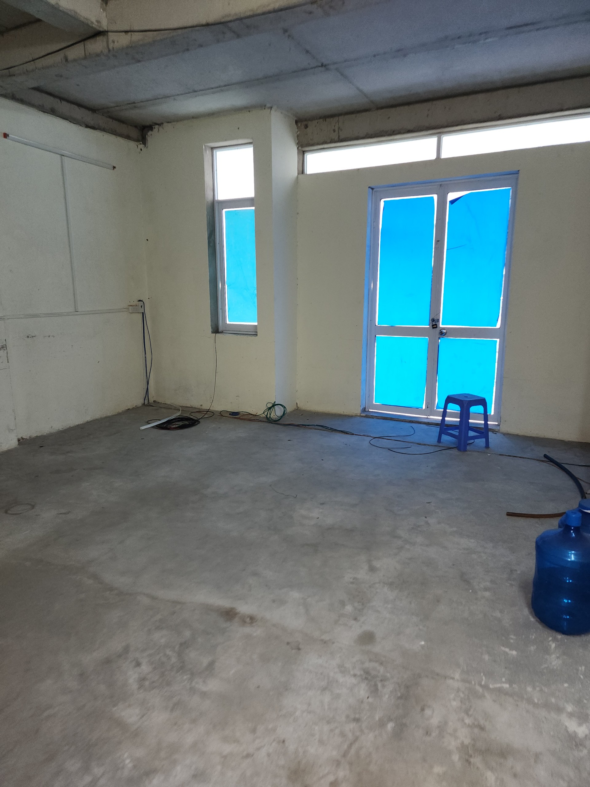 CẦN BÁN GẤP NHÀ 3 TẦNG NHA TRANG