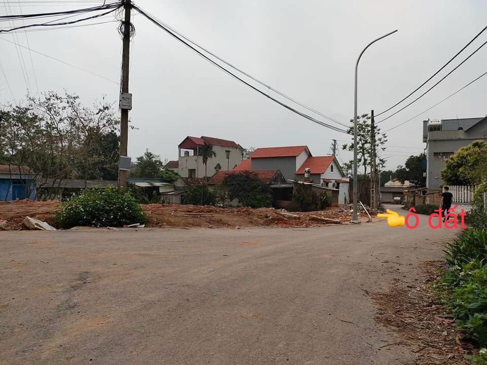 Chính chủ bán lô đât Tam Hà thiện kế giáp KCN bá thiện, diện tích 100m