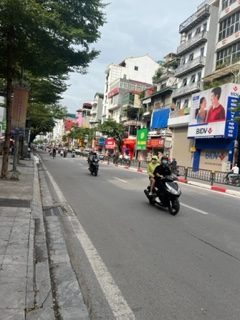 ❤️ Kinh Doanh Dòng Tiền (Ở,cho thuê,kd hái ra tiền) P. Phương Mai- -Đống Đa . Chốt Nhanh nhanh 18tỷ 77m2 ,7 tầng,mt