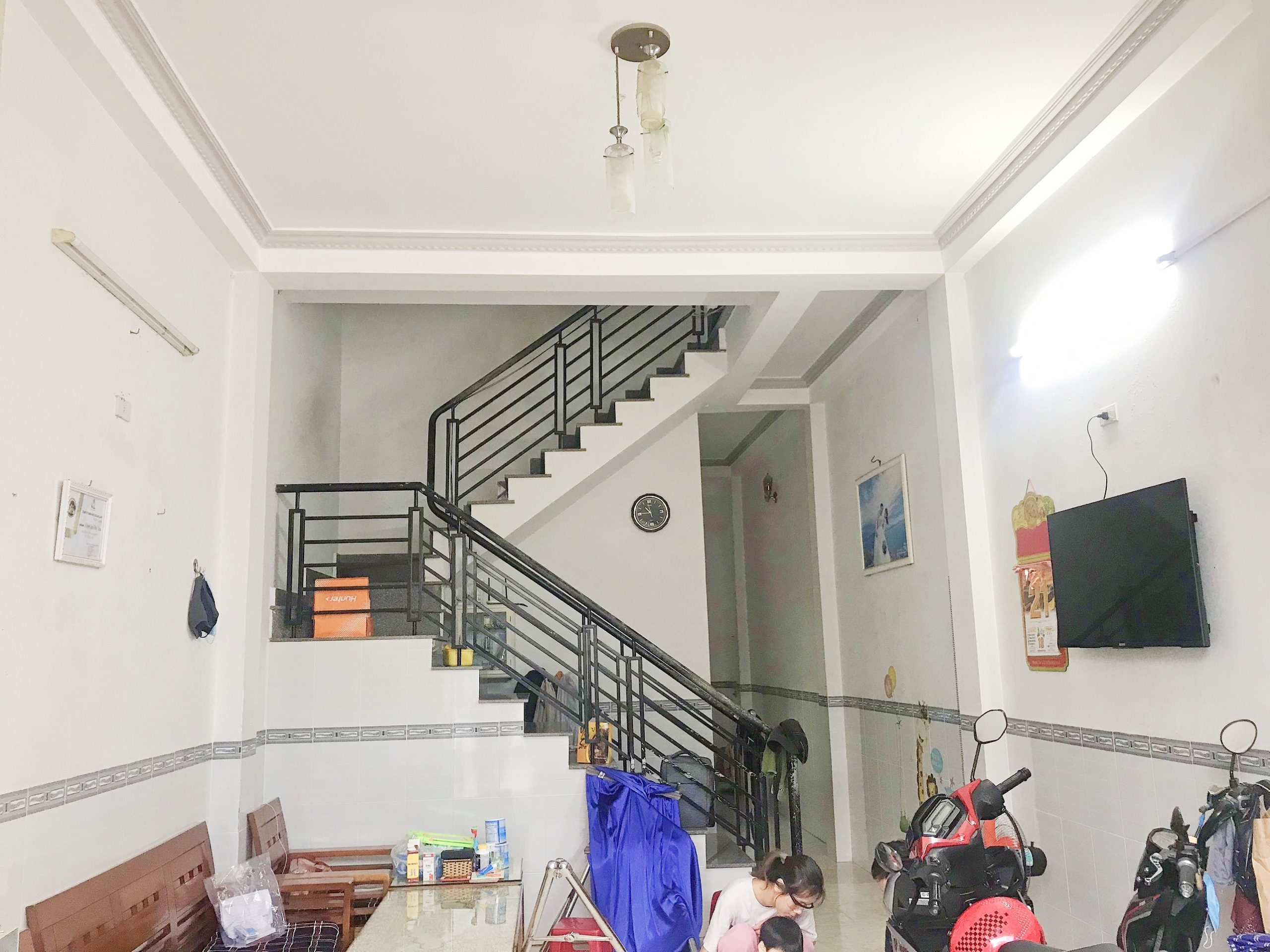 NHÀ Ở XÂY CHẮC CHẮN GẦN BIỂN VÀ BẾN DU THUYỀN