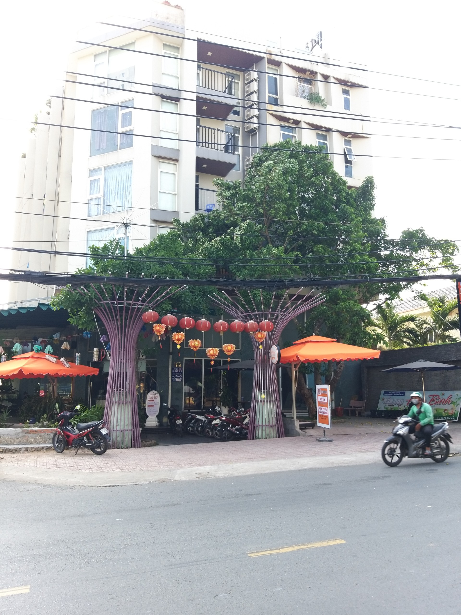 Bán nhà 2 mặt tiền Đường Hoàng Hữu Nam Tân Phú Quận 9 giá 85 tỷ
