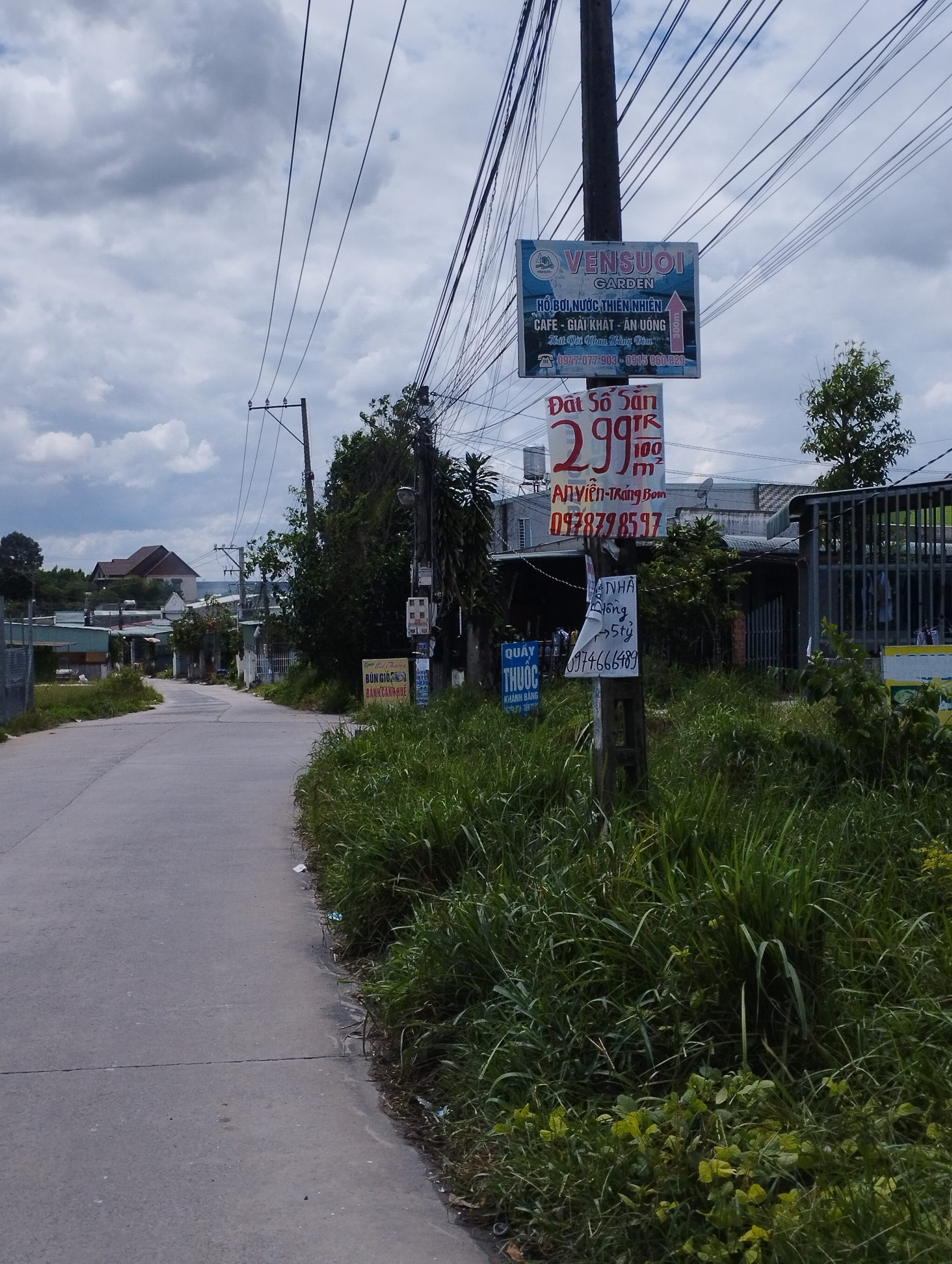 Đất sổ hồng riêng đường 6m giá rẻ