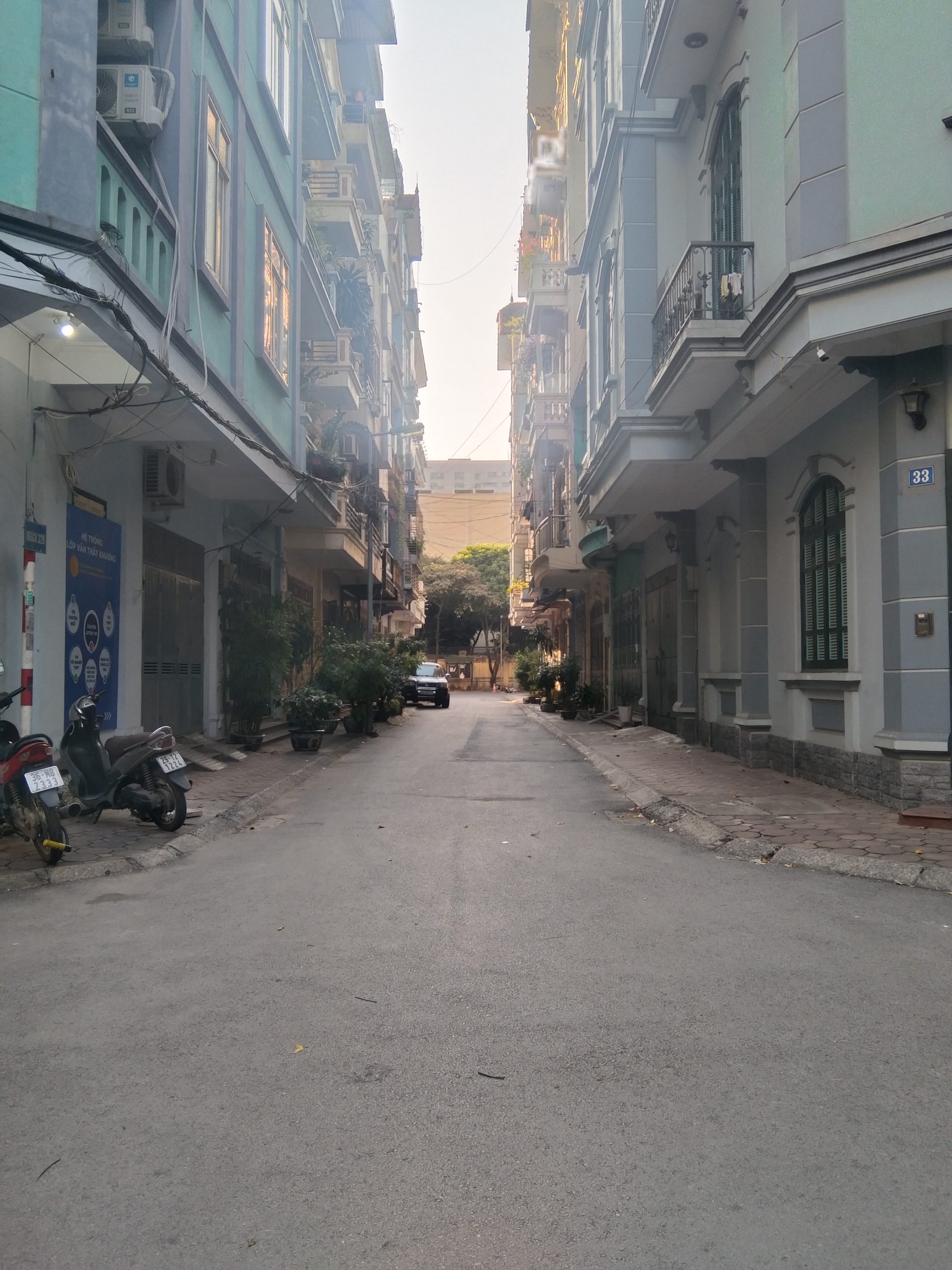 Chính chủ bán nhà ngõ 3 Phạm Tuấn Tài, Cầu giấy. DT 50m2 x 5 tầng, MT 5m sổ vuông. Giá12,8 tỷ TL