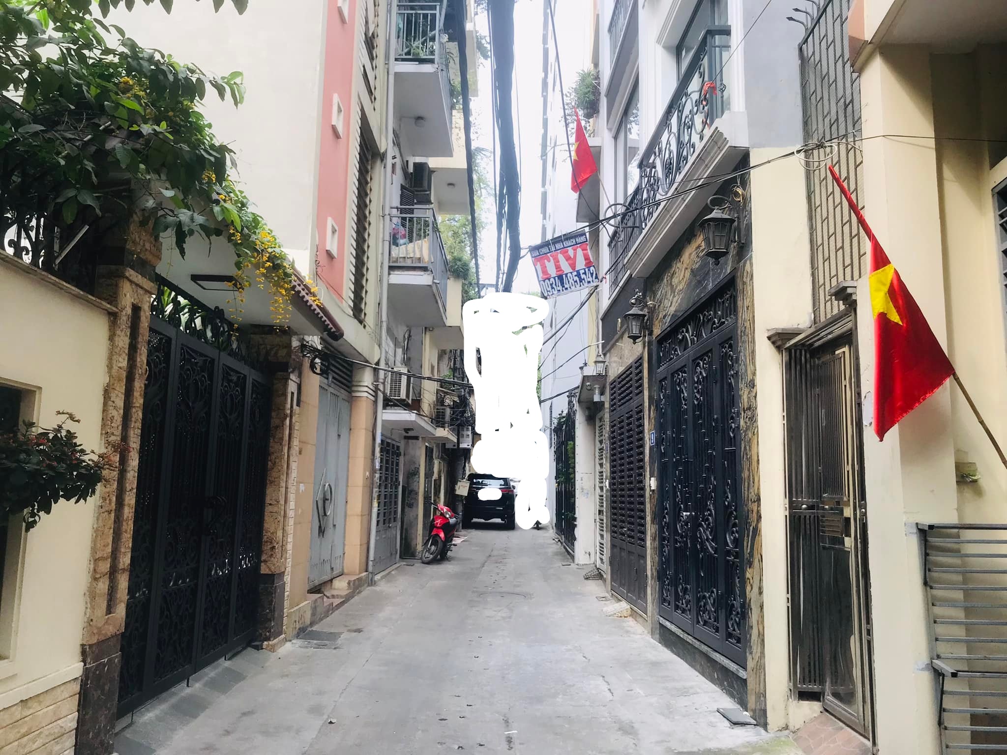 Bán nhà gấp xuất ngoại,Lò Đúc,Hai Bà,ô tô đỗ trong nhà,DT 90m2,giá nhỉnh hơn 13 tỷ.