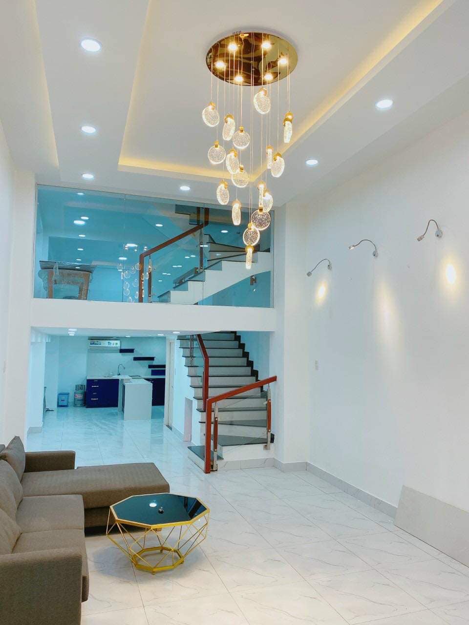 KINH DOANH CỰC ĐỈNH* HIẾM ĐƯỜNG 2 CHIỀU PHƯỜNG 7 GV DT 142M2 KINH DOANH ĐA NGÀNH