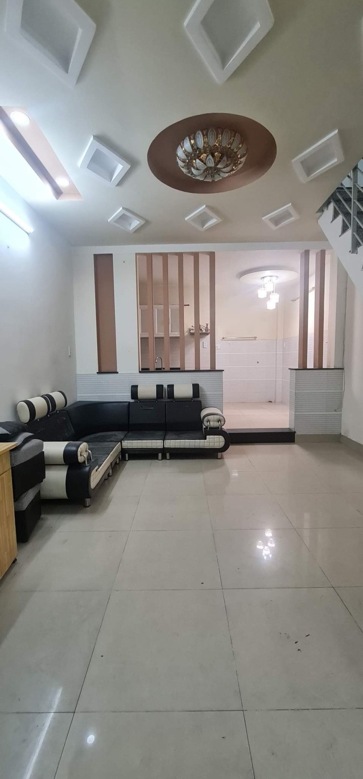 Nhà bán Lê Trọng Tấn Bình Tân - Chỉ nhỉnh 3 Tỷ nhà đẹp khu dân trí cao gần công viên