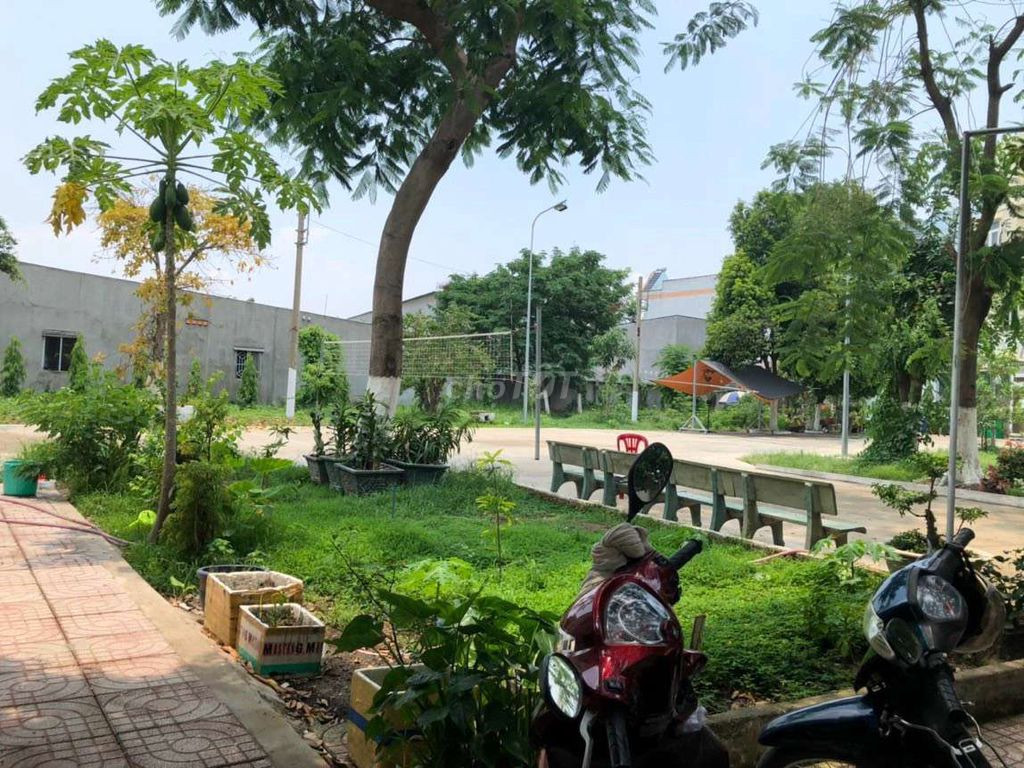 Cần tiền kinh doanh bán gấp lô đất đẹp Tân Xuân, Hóc Môn giá tốt