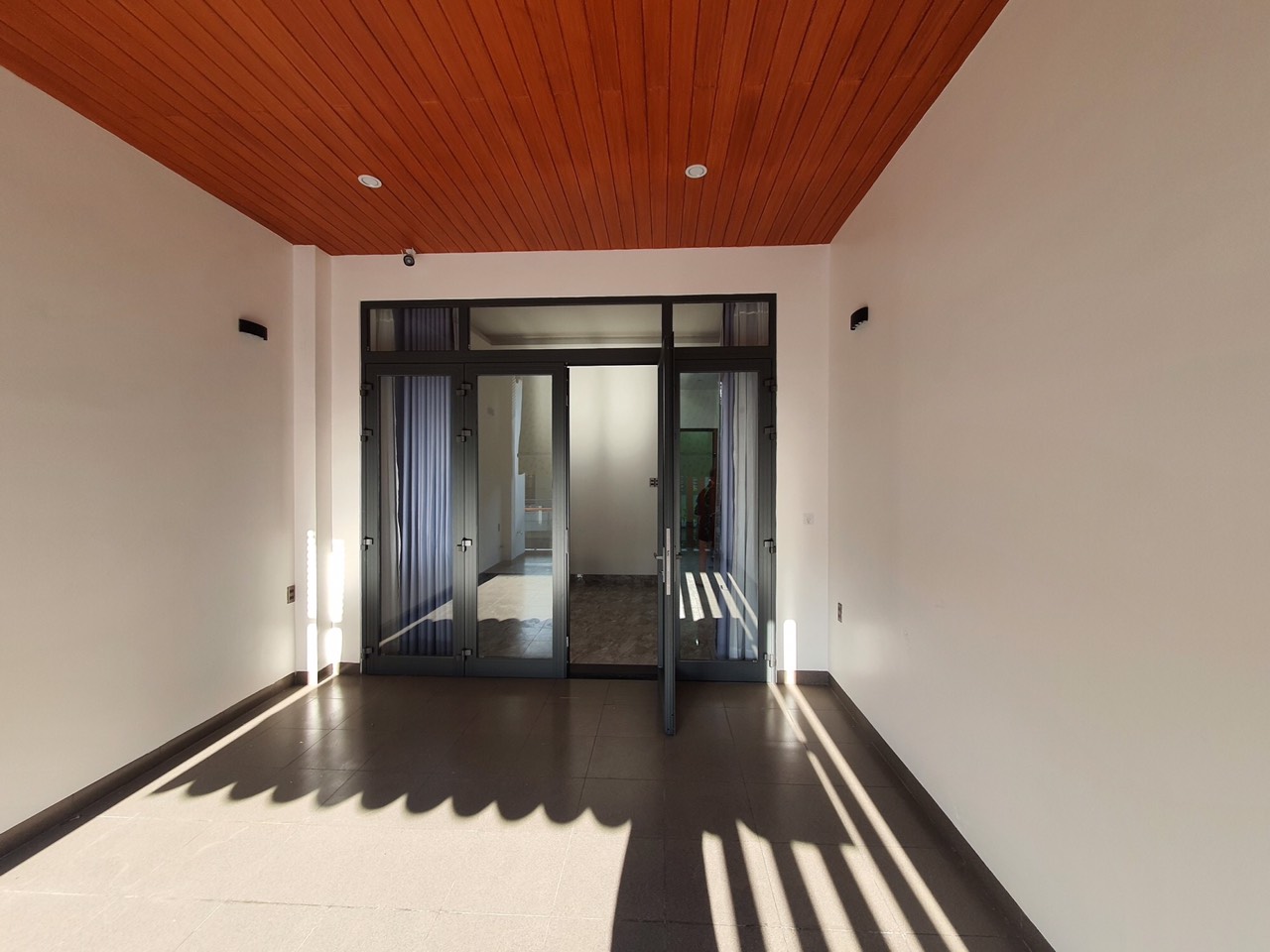 Nhà đẹp giá rẻ đầu tư gần Lê Văn Hiến_ Ngũ Hành Sơn 285m2 chỉ 5tỷ3