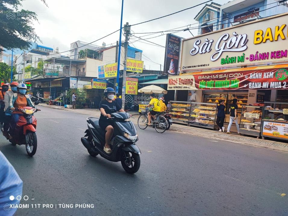 Nhà 2 lầu mặt tiền ngã 3 chợ Dương Thị Mười vs Trương Thị Hoa, DT: 4.3x27m, giá chỉ 9,4 tỷ TL