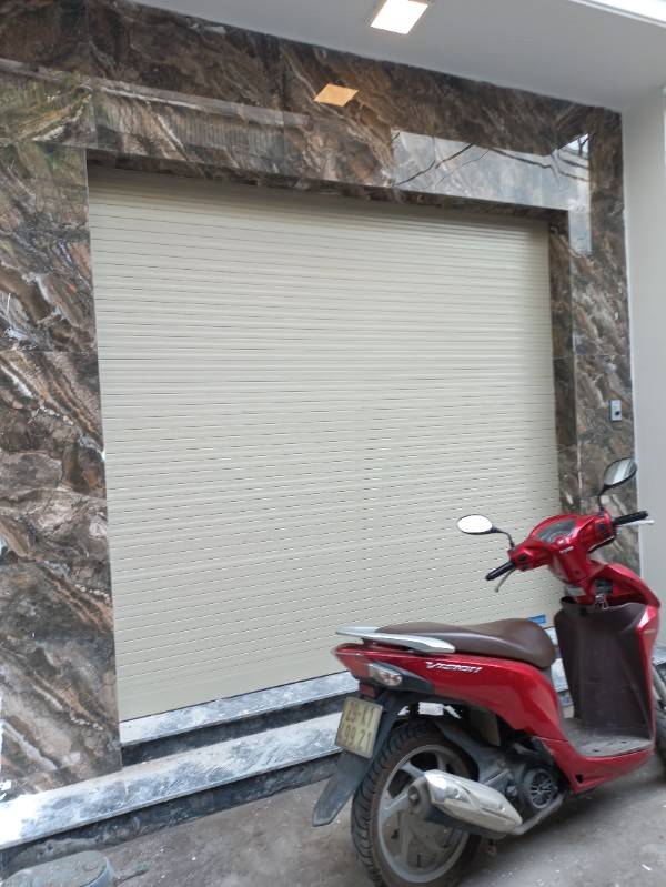 Nhà mới đẹp - ô tô vào nhà - hiếm - nhỉnh 4 tỷ