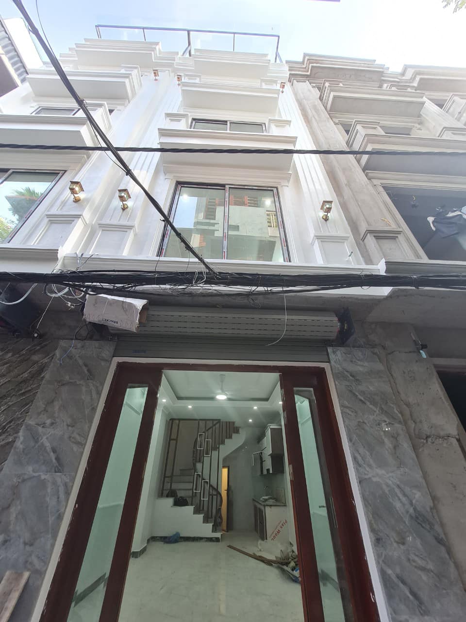 NHÀ PHỐ TRƯƠNG ĐỊNH, 31M2, 5 TẦNG, MT 4M,LÔ GÓC, GARA Ô TÔ, GIÁ 4,4 TỶ.