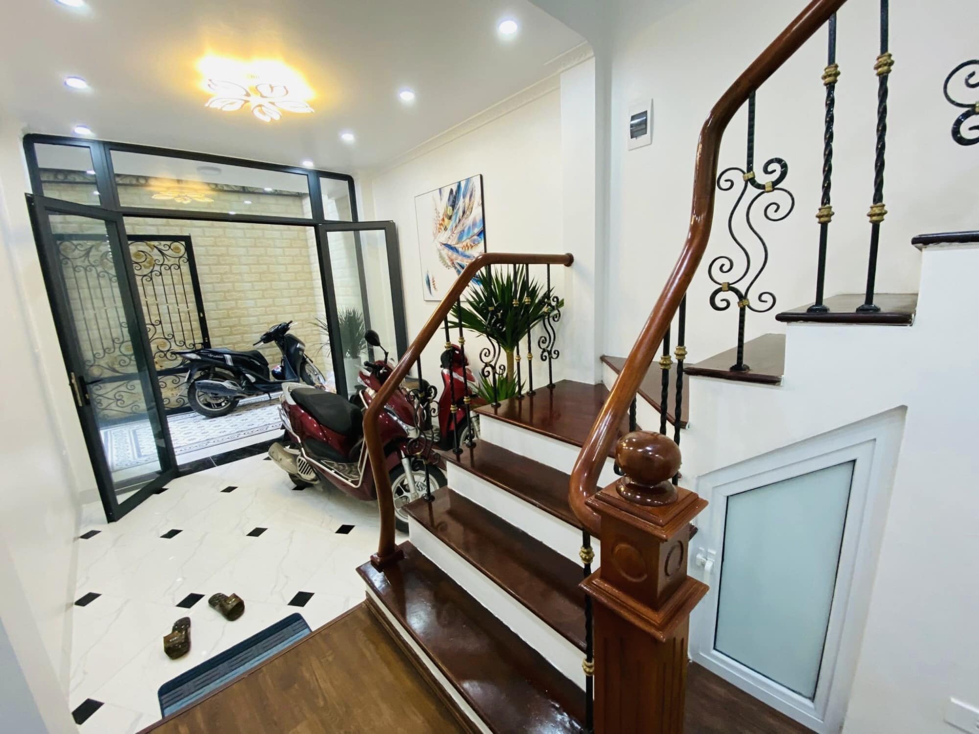 SIÊU PHẨM Trung Kính, Cầu Giấy ~50m2 hơn 5 tỷ