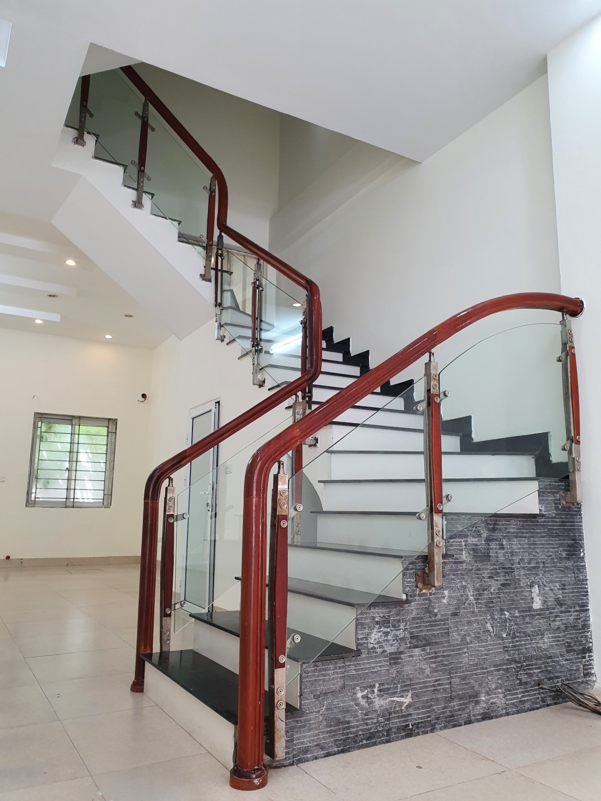 BÁN NHÀ LIỀN KỀ KĐT BEMES CẦU BƯƠU HÀ ĐÔNG 60M 5T MT5m 7,8tỷ Ô TÔ KINH DOANH.LH:0397194848