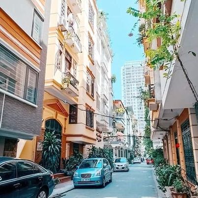 Bán nhà Lạc Long Quân, Tây Hồ, 60m, MT 5m, nhỉnh 9 tỷ, đầu tư xây CCMN.