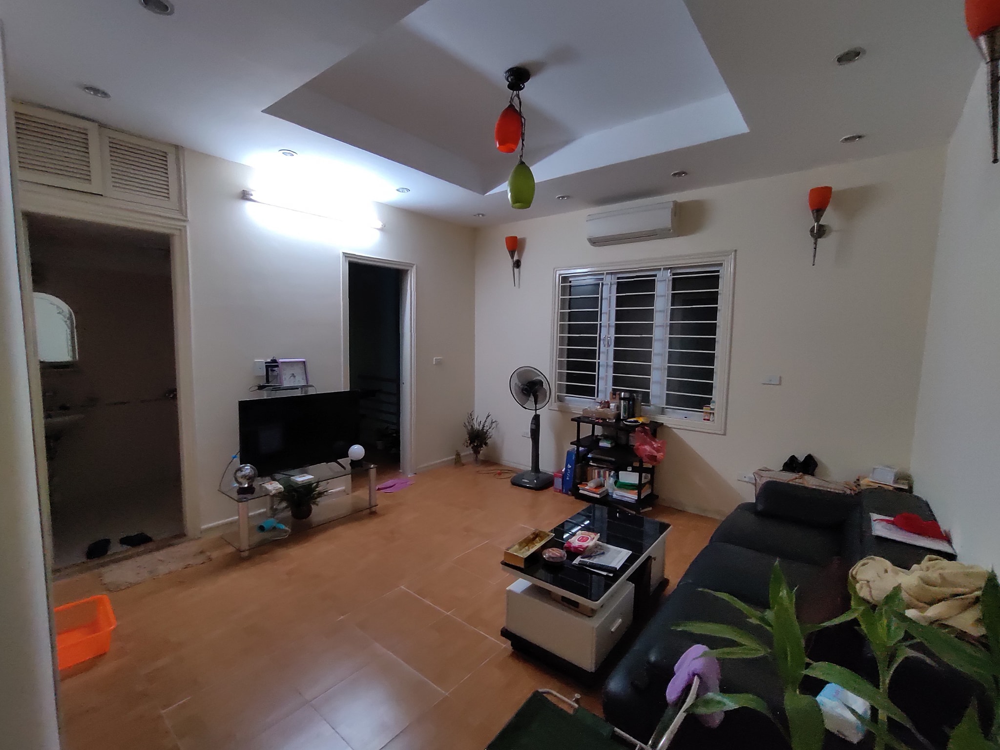 Bán nhà phân lô, Võng Thị, Tây Hồ, 45m, 5 tầng, MT 6m, nhỉnh 5 tỷ, nhà đẹp ở luôn.