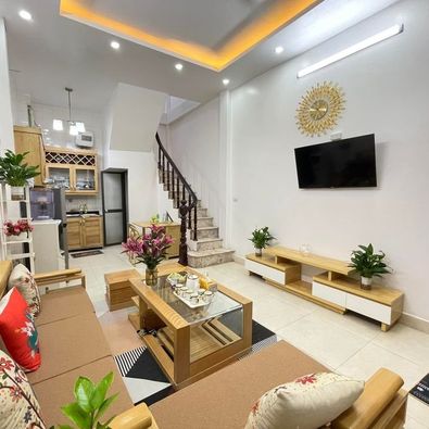 Bán nhà mới đẹp Đội Cấn, Ba Đình, 36m, 5 tầng, MT 3.6m, giá 4 tỷ 400 triệu.