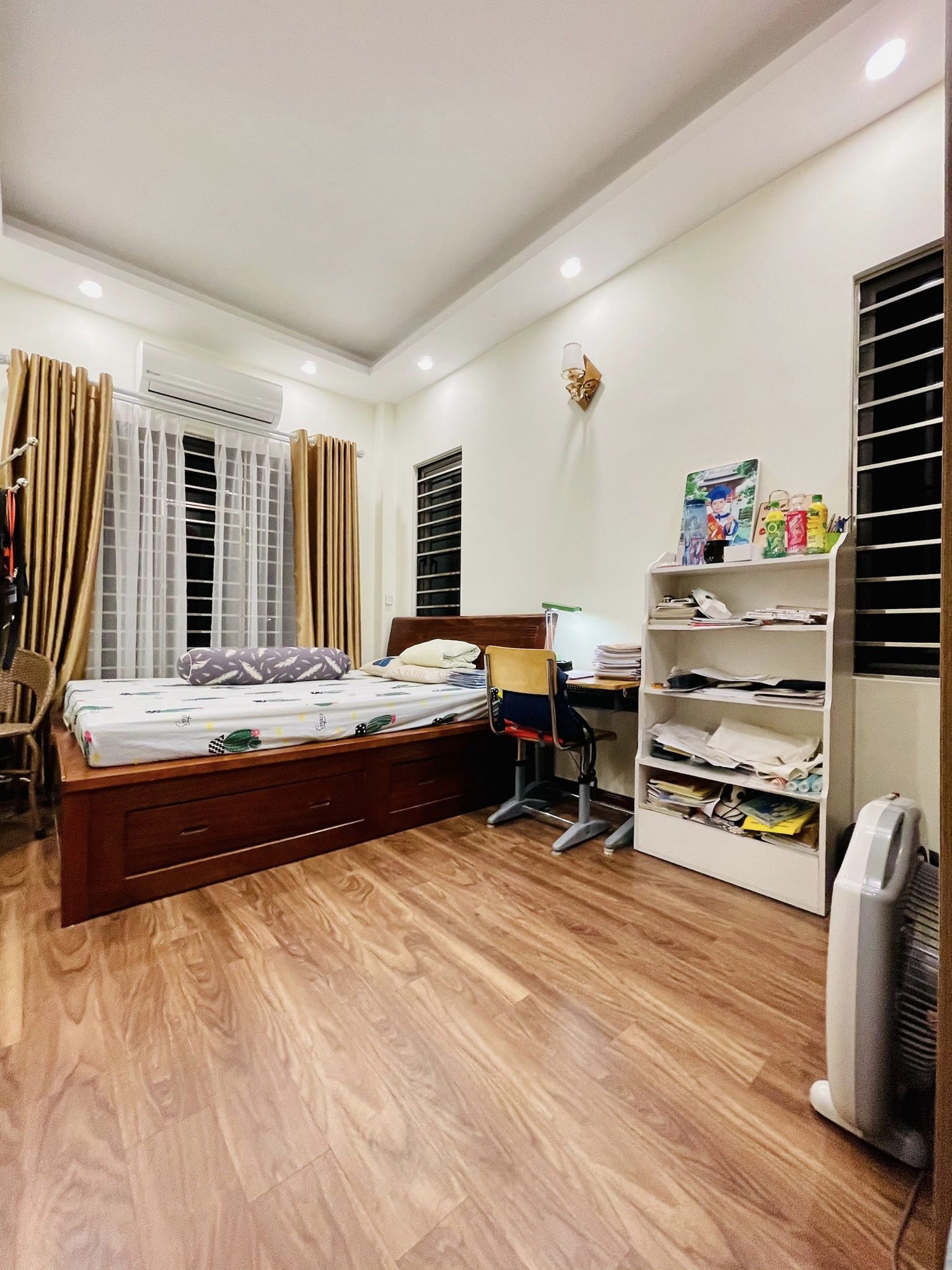 Bán nhà siêu đẹp Mỹ Đình, Nam Từ Liêm, 46m, 6 tầng, MT 6.3m, LÔ GÓC, nhỉnh 7 tỷ.