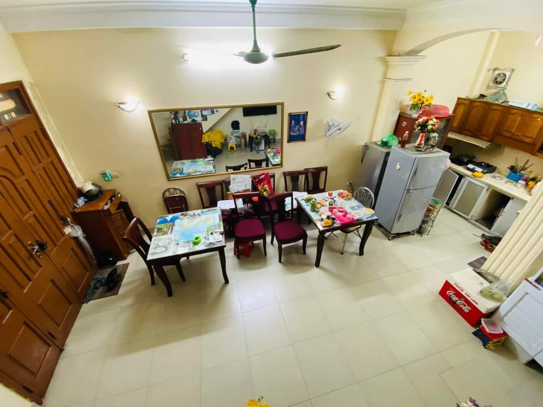 Bán nhà Thái Hà, Đống Đa, 60m, cấp 4, MT 4m, nhỉnh 6 tỷ.