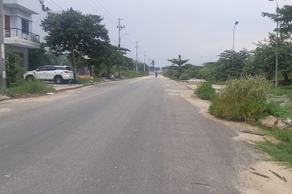 ban dat Nguyen Xi Da Nang 4