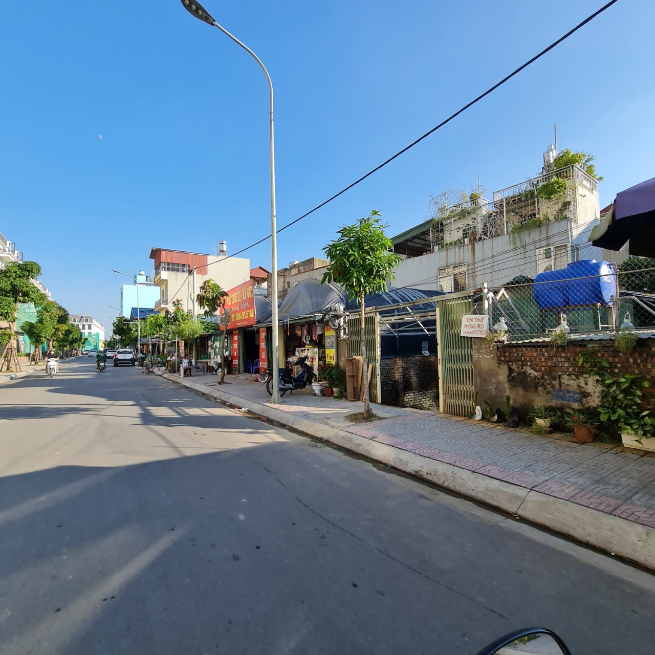 070922 70m2 đất ngõ phố kinh doanh tốt tại Trâu Quỳ, Gia Lâm. Mt 6,6m, đường 6m.