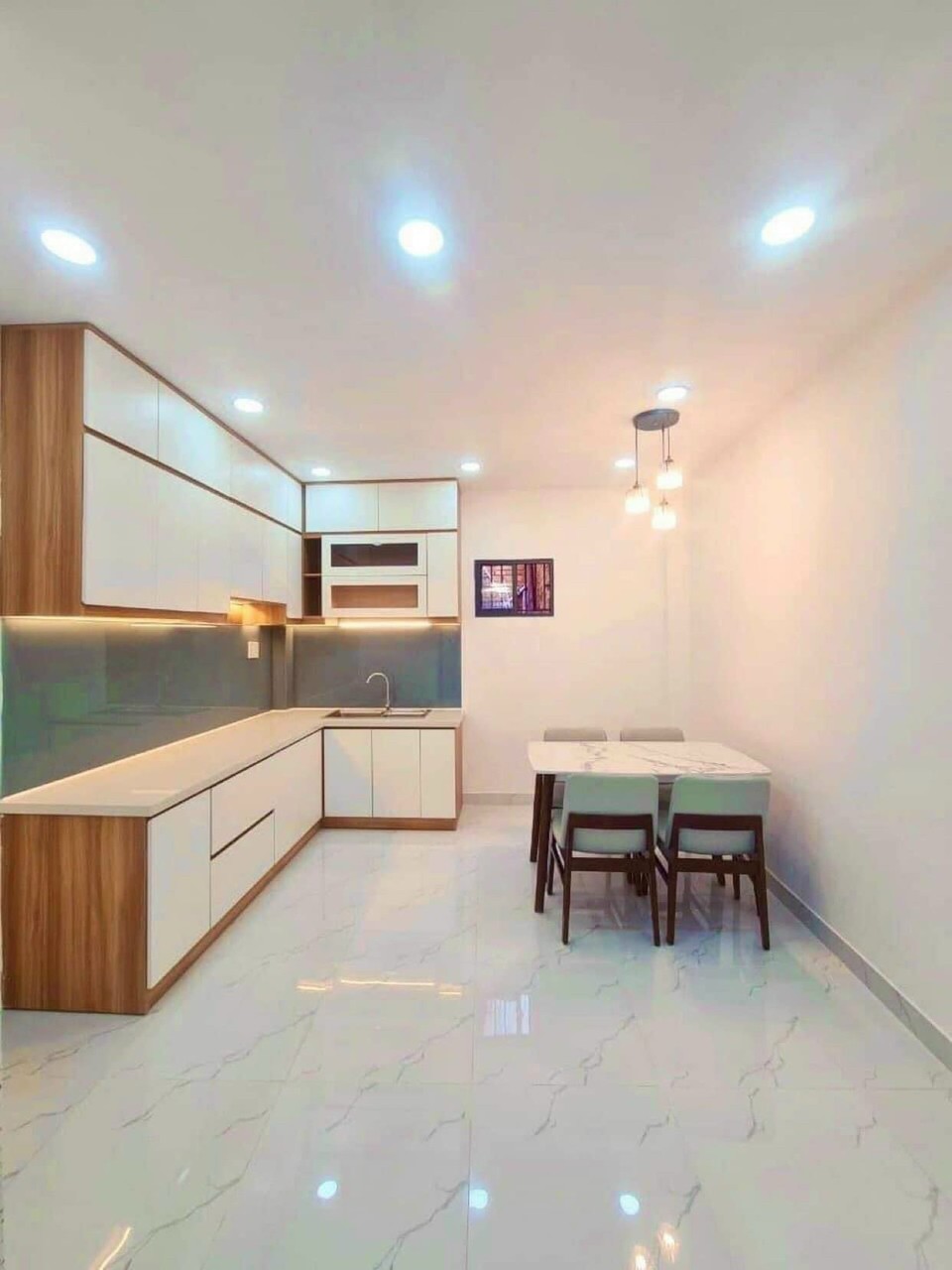 Bán Nhà 5PN, 4WC Xô Viết Nghệ Tĩnh, P25, Bình Thạnh 6ty4 Thương lượng.