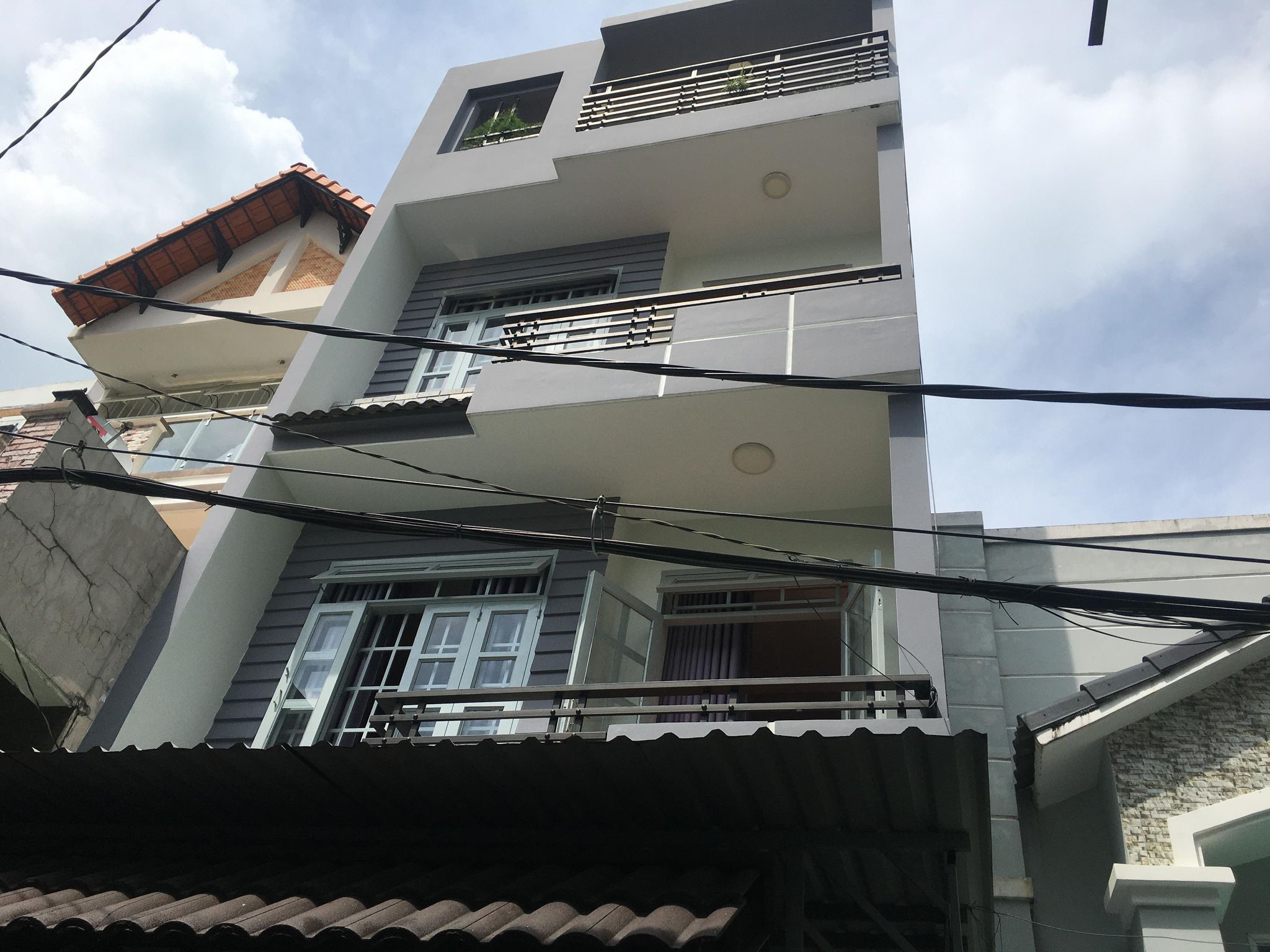 Bán nhà Bàu Cát P12 Tân Bình 72m2 3 tầng đẹp gần nhà thờ Tân Thành giá 7 tỷ 9