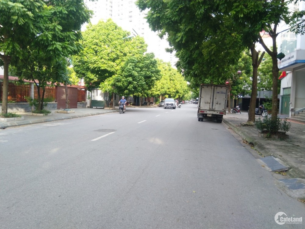 ban-nha-xa-la-ha-dong-3