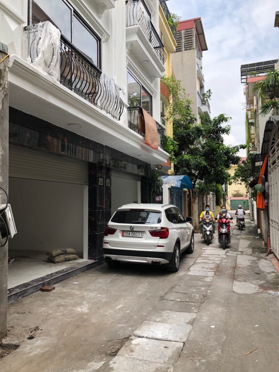 Siêu phẩm đống đa-gần phố-lô góc 3 thoáng-6 tầng thang máy-ô tô đỗ cửa - full nội thất đẹp