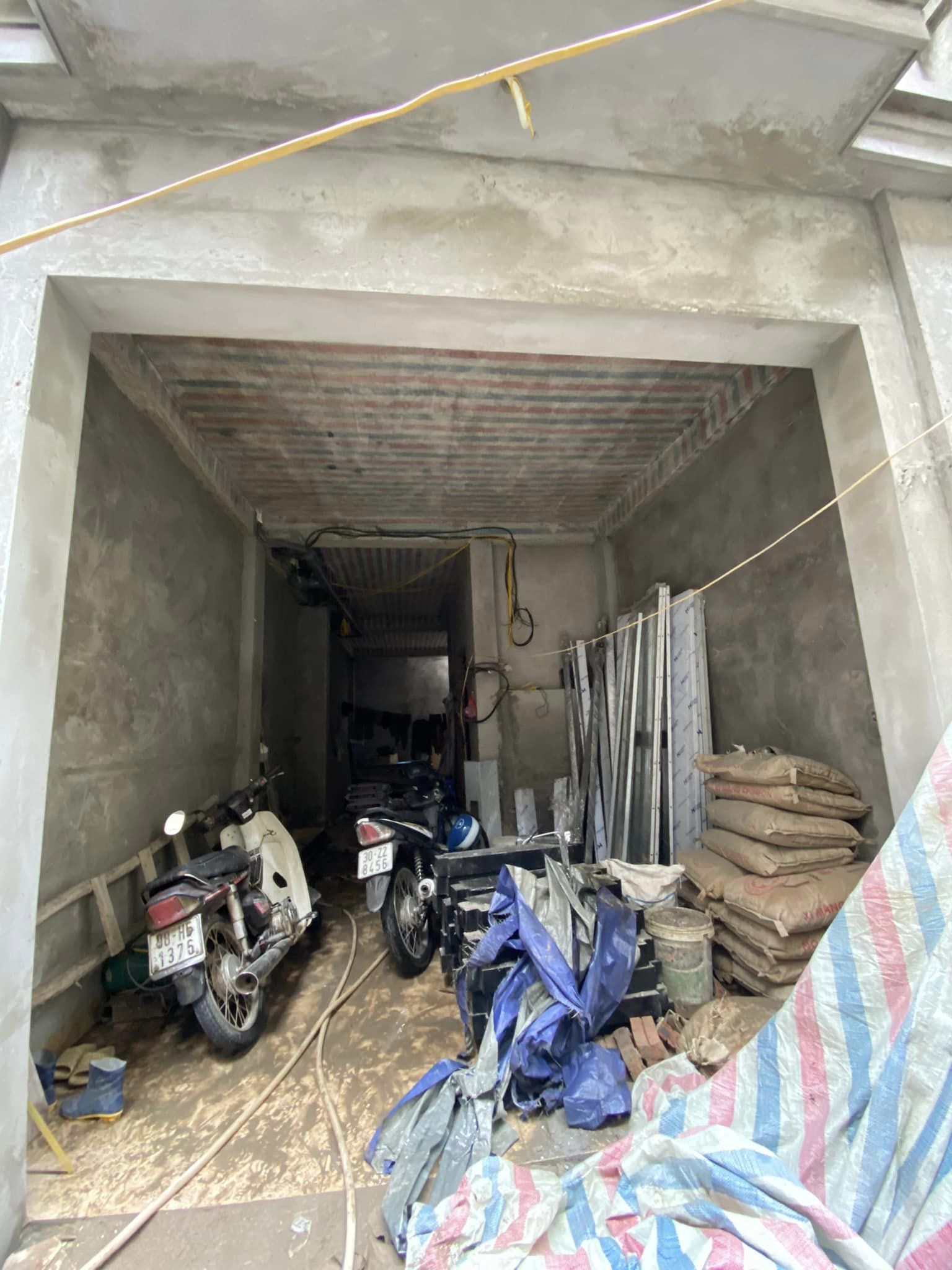 BÁN NHÀ MỚI ĐỖ ĐỨC DỤC- NAM TỪ LIÊM DIỆN TÍCH 50M- 6 TẦNG THANG MÁY- MẶT TIỀN 3.9M- 10 PN KHÉP KÍN