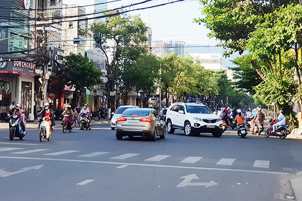 ban nha ly trong da nang